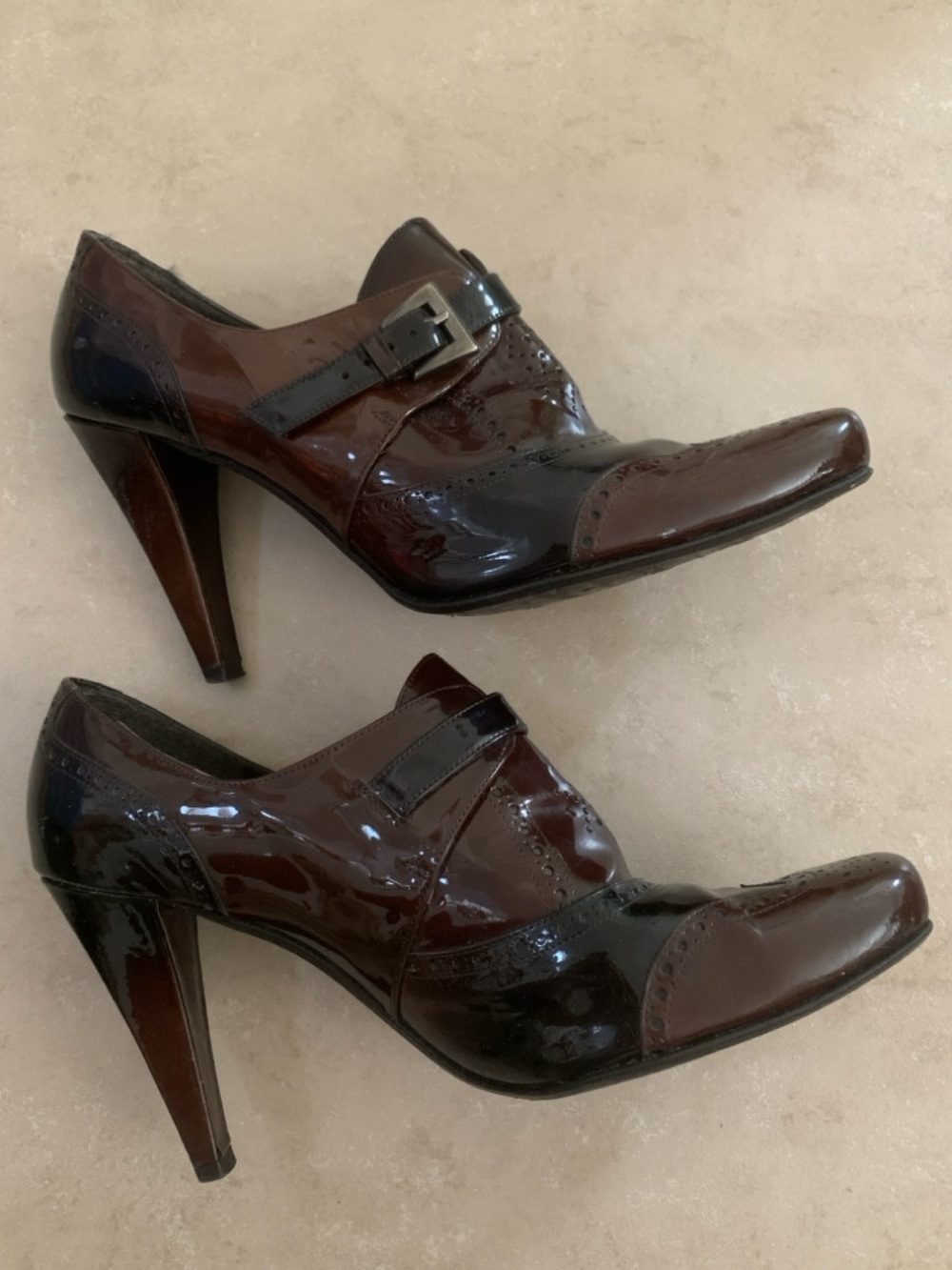 Stuart Weitzman Patent Leather Mary Jane Heels Brown Wingtip Pumps 8.5 (est) - Picture 6 of 15